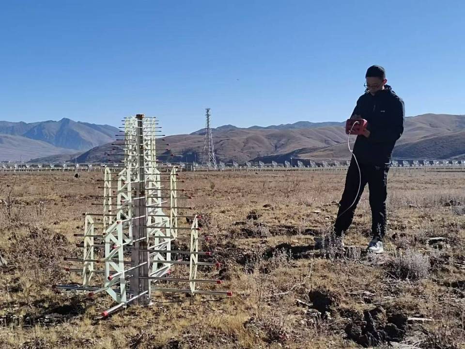“天线医生”张扬 守护“千眼天珠”的宁静天空